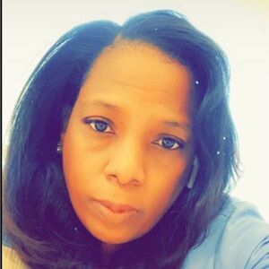 Meet your Posher, Tenique